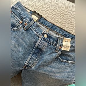 90s style 501s high rise levi’s